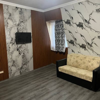 Vermietung einer hellen, geräumigen Wohnung, 90 m², Batumi, Georgien