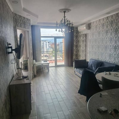 Vermietung einer komfortablen, möblierten Wohnung, 95 m², Batumi, Georgien