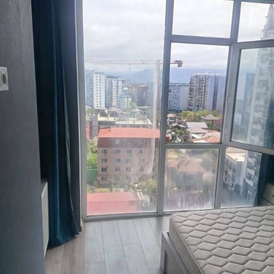 Vermietung einer komfortablen, möblierten Wohnung, 95 m², Batumi, Georgien