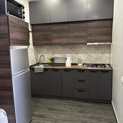 Аренда уютной, меблированной квартиры с балконом, 45 м², Батуми, Грузия