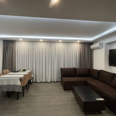 Alquiler de apartamento luminoso y amueblado, 62 m², Batumi, Georgia