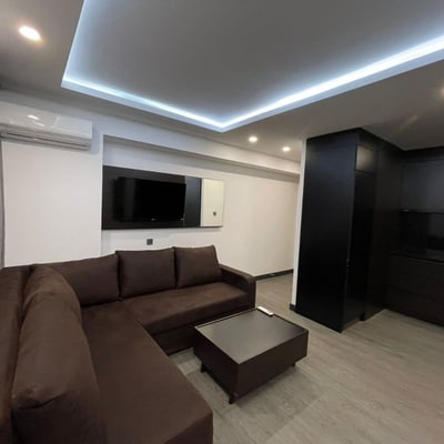 Alquiler de apartamento luminoso y amueblado, 62 m², Batumi, Georgia