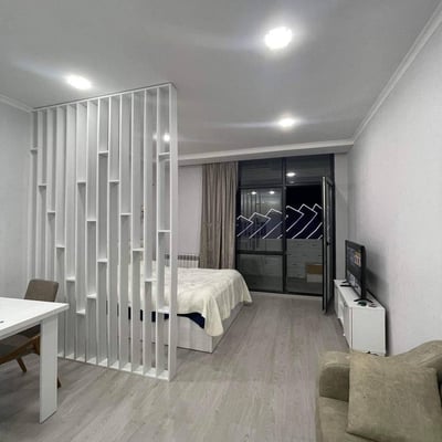 Alquiler de estudio luminoso y acogedor con vista al estadio, 38 m², Black Sea Tower, Batumi, Georgia