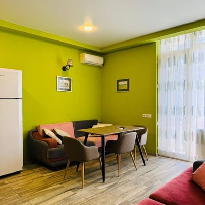 Vermietung einer hellen Wohnung, 50 m², Batumi, Georgien