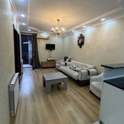 Location d'un appartement spacieux et meublé, 60 m², Batoumi, Géorgie