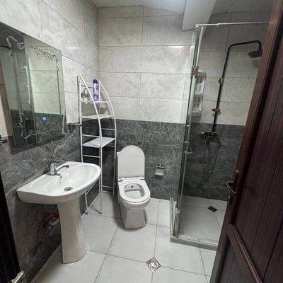 Location d'un appartement spacieux et meublé, 60 m², Batoumi, Géorgie