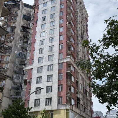 Vermietung einer hellen, komfortablen Wohnung mit Balkon, 55 m², Batumi, Georgien