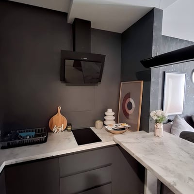 Alquiler de apartamento acogedor y moderno con balcón, Batumi, Georgia