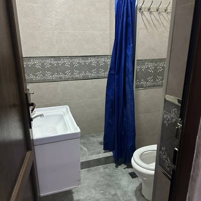 Vermietung einer geräumigen, komfortablen Wohnung mit Balkon, 71 m², Batumi, Georgien