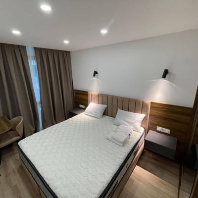 Alquiler de apartamento luminoso y amueblado, 62 m², Batumi, Georgia