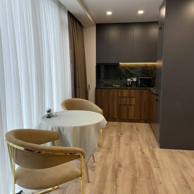Alquiler de apartamento luminoso y amueblado, 62 m², Batumi, Georgia