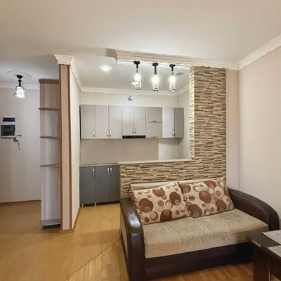 Vermietung einer hellen, komfortablen Wohnung, 52 m², Batumi, Georgien