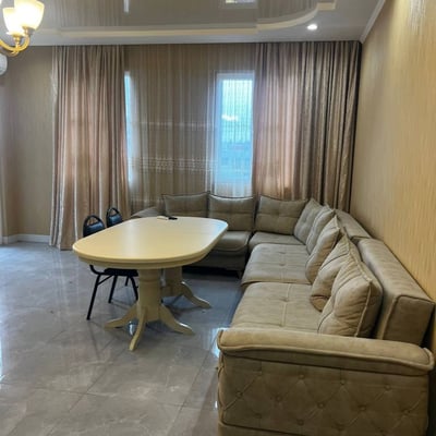 Location d'un appartement spacieux et confortable, 90 m², Batoumi, Géorgie