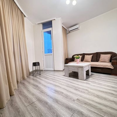 Location d'un appartement meublé et confortable, 45 m², Batoumi, Géorgie