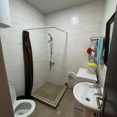 Location d'un appartement meublé et confortable, 45 m², Batoumi, Géorgie