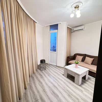 Location d'un appartement meublé et confortable, 45 m², Batoumi, Géorgie