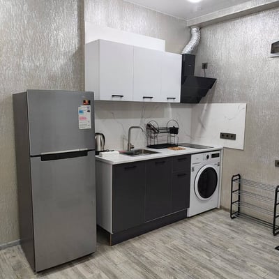 Location d'un studio lumineux, 42 m², Batoumi, Géorgie