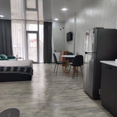 Location d'un studio lumineux, 42 m², Batoumi, Géorgie