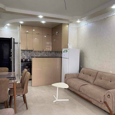 Alquiler de apartamento luminoso y confortable, 53 m², Batumi, Georgia