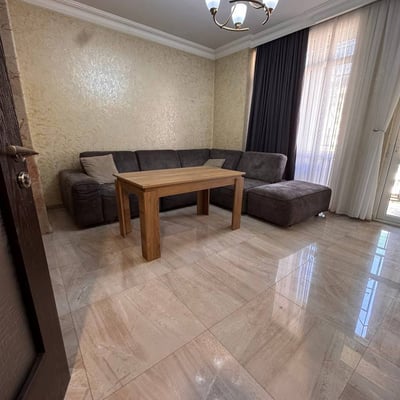 Alquiler de apartamento luminoso y amplio, 55 m², Batumi, Georgia