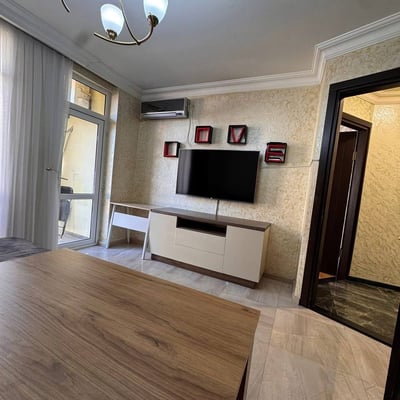 Alquiler de apartamento luminoso y amplio, 55 m², Batumi, Georgia