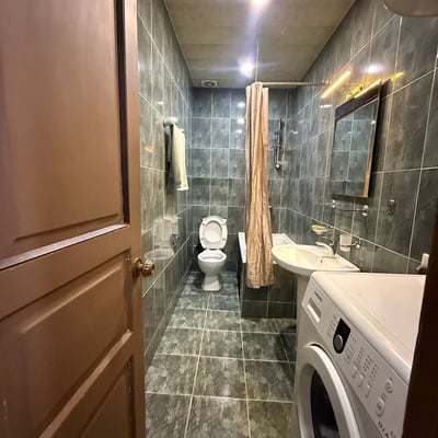 Vermietung einer geräumigen, komfortablen Wohnung, 90 m², Alt-Batumi, Batumi, Georgien