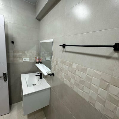 Аренда светлой, комфортной квартиры, 52 м², Black Sea Tower, Грузия