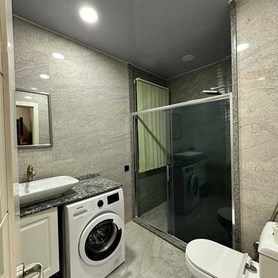 Vermietung einer geräumigen, hellen Wohnung, 90 m², Batumi, Georgien