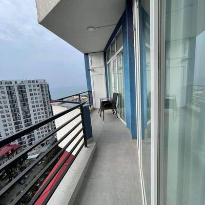 Rent a spacious apartment with sea and mountain view, 110 m², Batumi, Georgia