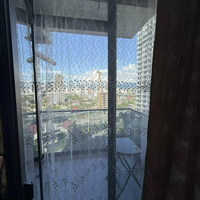 Helles Studio 30m² zur Miete in Meeresnähe, Batumi, Georgien