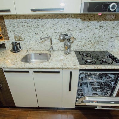 Apartamento espacioso 108m² con reforma de calidad en alquiler, Batumi, Georgia