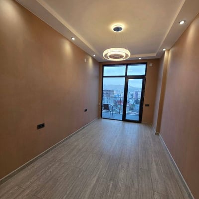 Cozy and spacious 3-bedroom apartment for rent, Batumi, Georgia