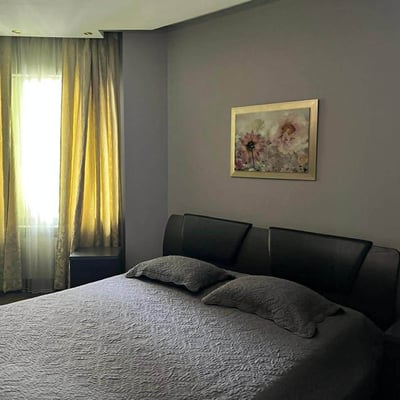 Apartamento espacioso 147m² en alquiler cerca del parque, Batumi, Georgia