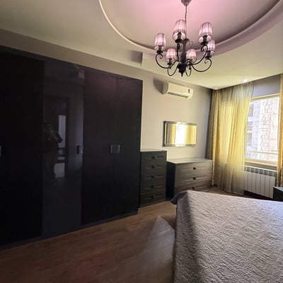 Apartamento espacioso 147m² en alquiler cerca del parque, Batumi, Georgia