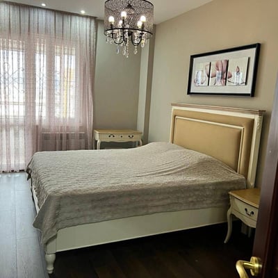 Apartamento espacioso 147m² en alquiler cerca del parque, Batumi, Georgia