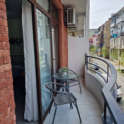 Apartamento de diseño 38m² en alquiler, Batumi, Georgia