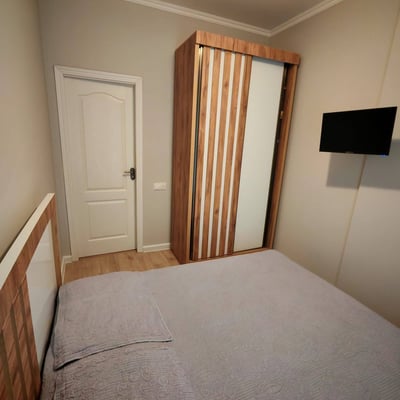 Appartement moderne et lumineux avec balcon à louer, Batoumi, Géorgie