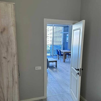 Spacious Apartment 90m² for Rent, Batumi, Georgia