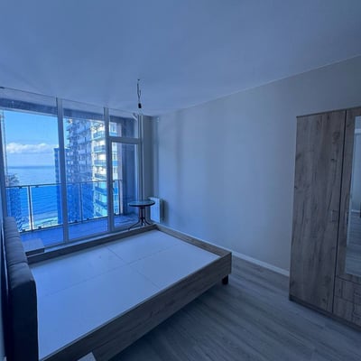 Spacious Apartment 90m² for Rent, Batumi, Georgia