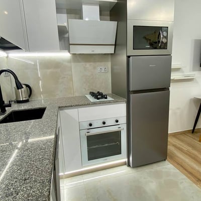 Apartamento luminoso 40m² en alquiler en Black Sea Tower, Batumi, Georgia