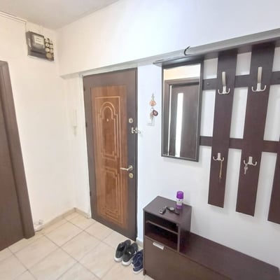 Alquiler de un acogedor apartamento de 3 habitaciones, 70 m², Rahova, Bucarest, Rumanía