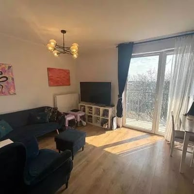Long-term rental in Wrocław: 3-room apartment, 50 m², with large balcony in Tarnogaj district