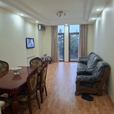 Alquiler de apartamento acogedor de 120 m² con vistas al mar, Batumi, Georgia