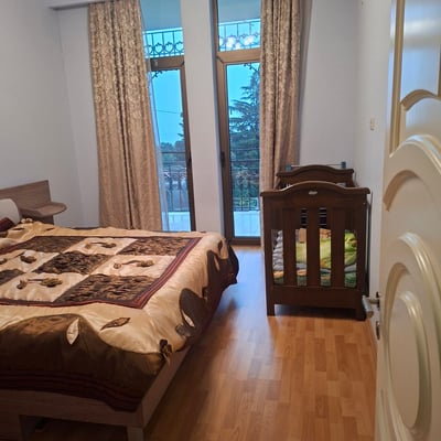 Alquiler de apartamento acogedor de 120 m² con vistas al mar, Batumi, Georgia