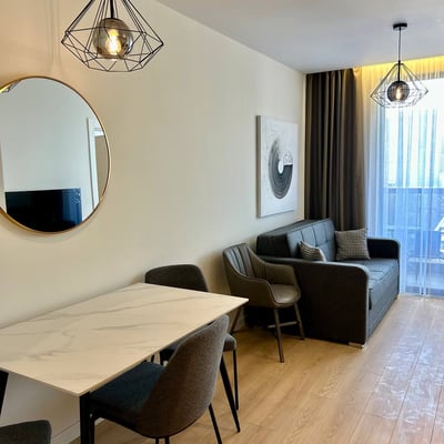 Alquiler de un nuevo apartamento de 50 m² con vista panorámica al mar, Batumi, Georgia