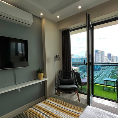 Alquiler de un estudio con vistas panorámicas al mar y al bulevar, 30 m², Batumi, Georgia