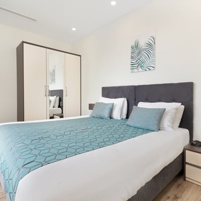 Miete einer stilvollen Wohnung mit Blick auf den Park und den See, 45 m², Batumi, Georgien