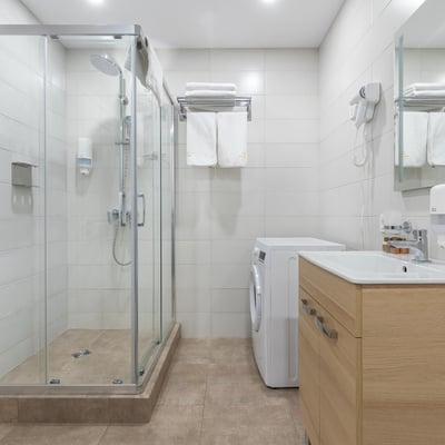 Miete einer stilvollen Wohnung mit Blick auf den Park und den See, 45 m², Batumi, Georgien