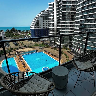 Rent of a stylish apartment with direct sea view, 50 m², White Sails, Batumi, Georgia