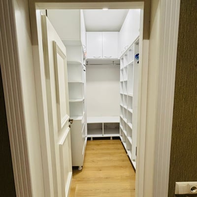 Miete eines geräumigen dreistöckigen Hauses, Makhinjauri, Batumi, Georgien